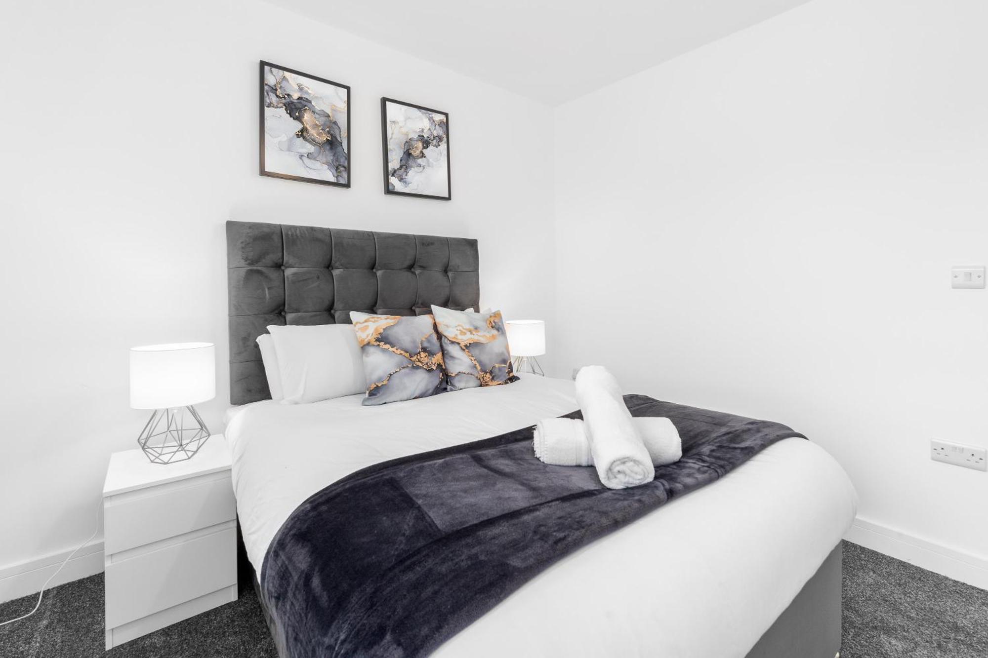 Stylish 2 Bedroom Apartment - Balcony - Secure Parking - Top Rated - 5Mc Birmingham Exterior photo